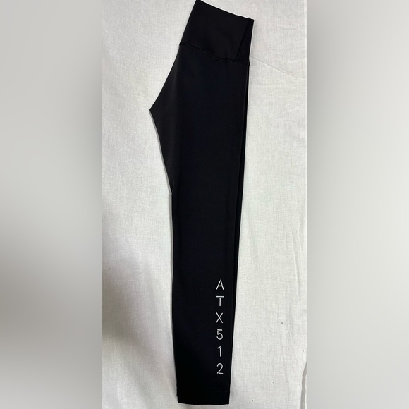 New Lululemon Wunder Under High-Rise 7/8 Tight *Full on Luon 25” !!! - Picture 11 of 12